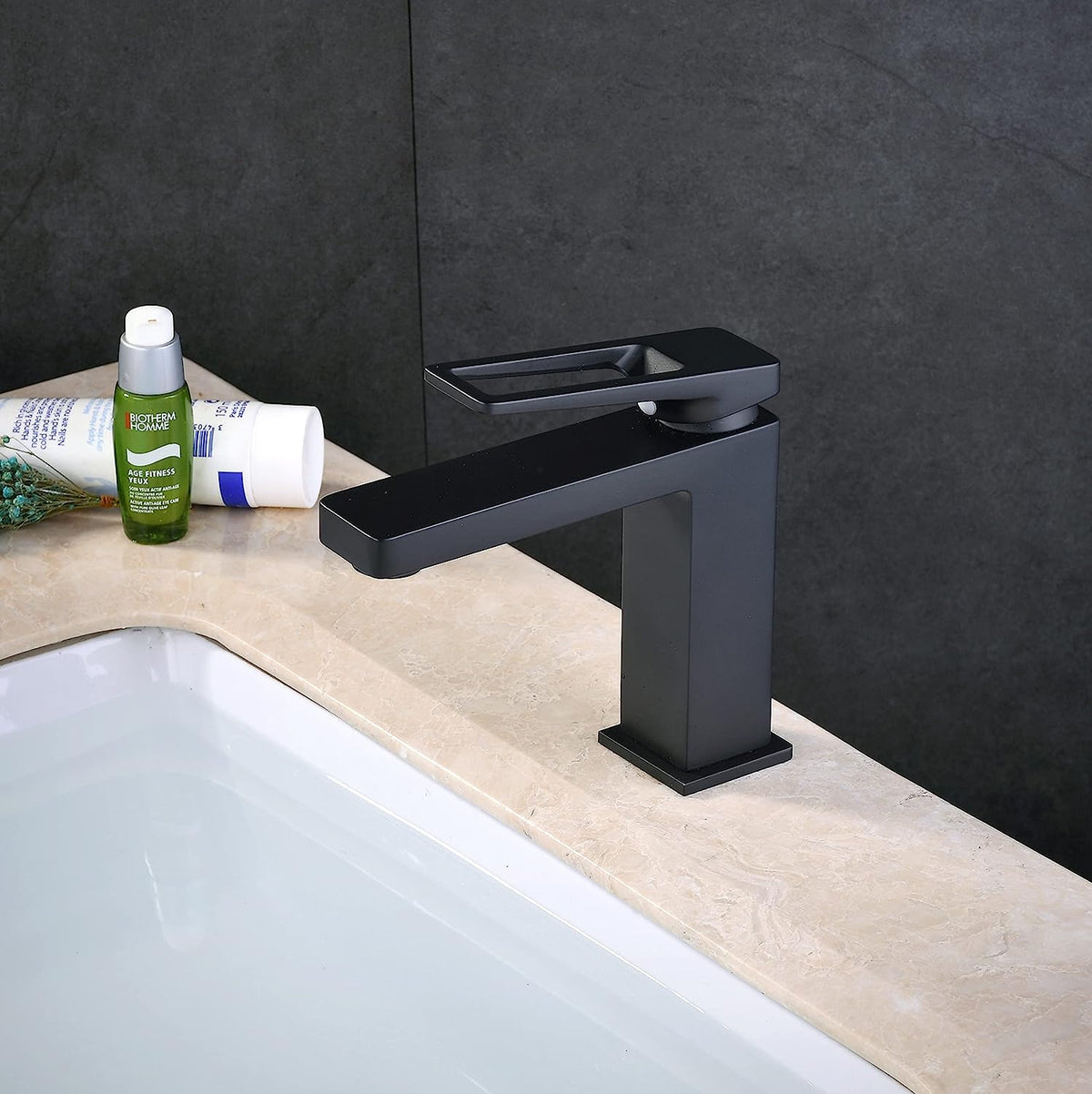 Modern Bathroom Faucet Matte Black Single Hole Bathroom Sink Faucet, Single Handle Vanity Mixer Taps, Solid Brass SHUNLI