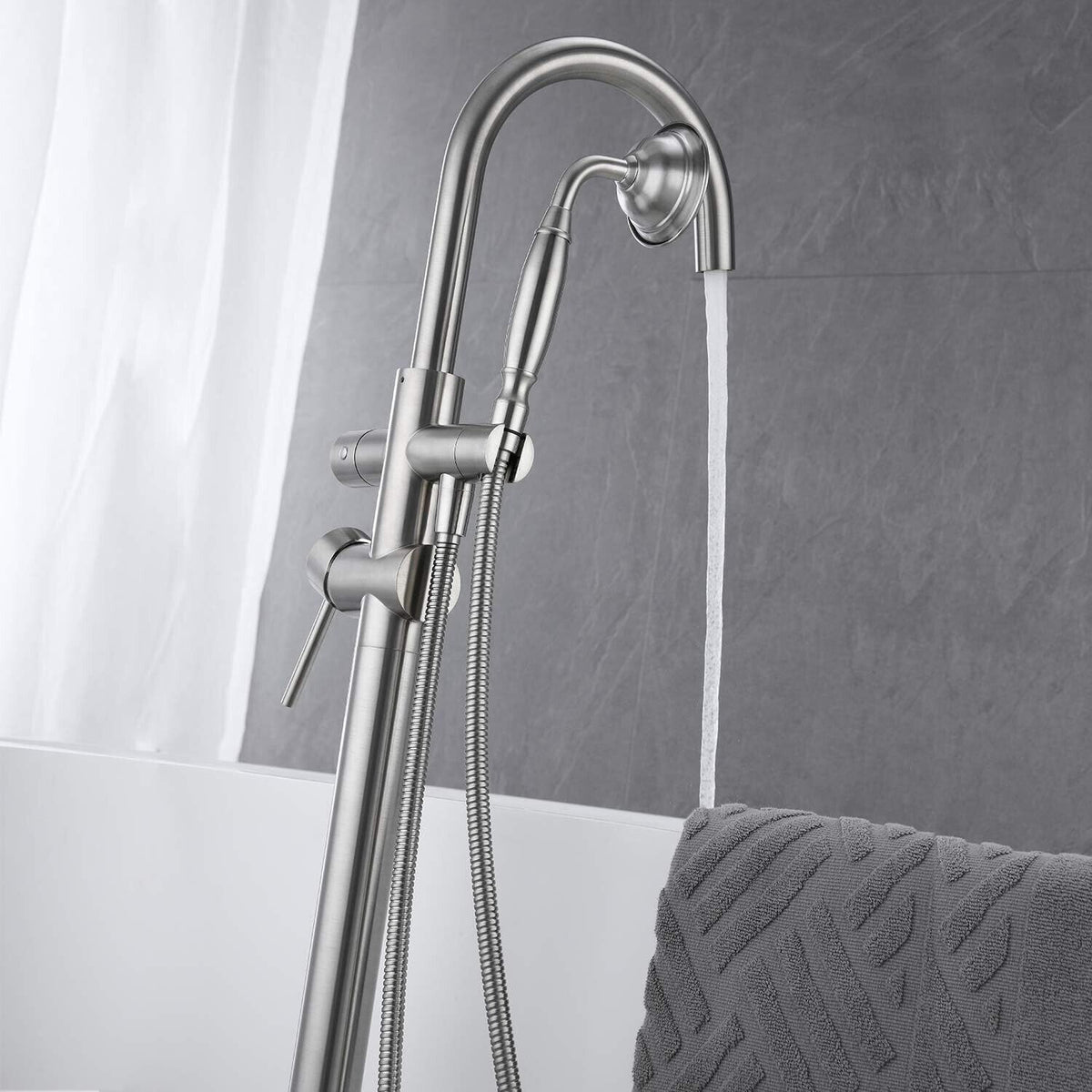 Sanitary Wares Tub Filler Freestanding Bathtub Faucet Brushed Nickel Floor Mounted